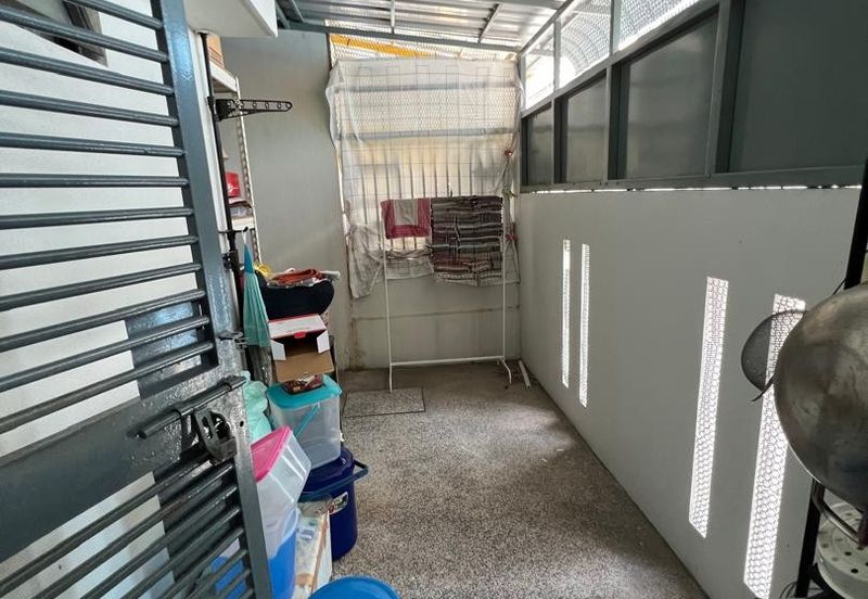 Laman Delfina @ Nilai Impian