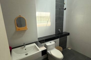 Cradleton @ Eco Majestic