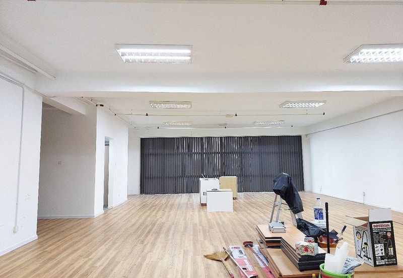 Kenwingston Square Garden Business Centre 