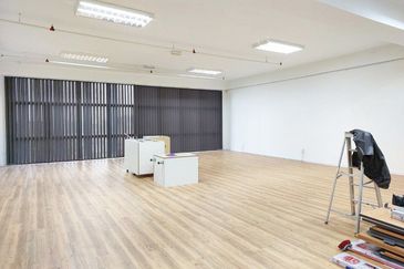 Kenwingston Square Garden Business Centre 