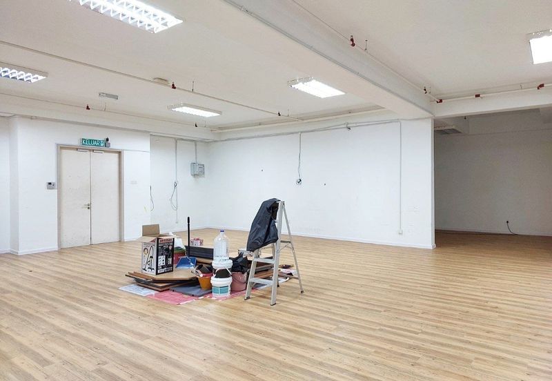 Kenwingston Square Garden Business Centre 