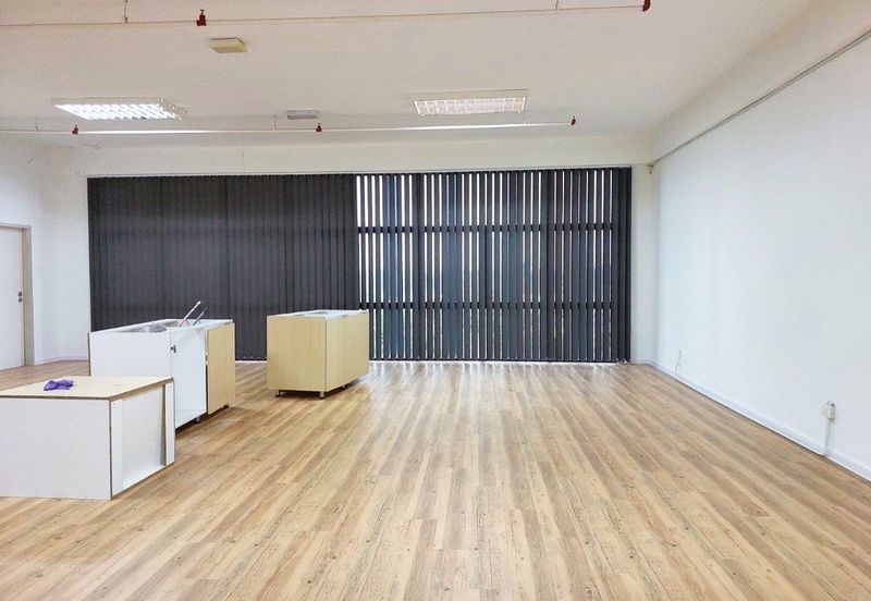 Kenwingston Square Garden Business Centre 