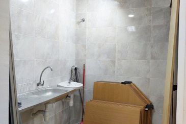 Kenwingston Square Garden Business Centre 