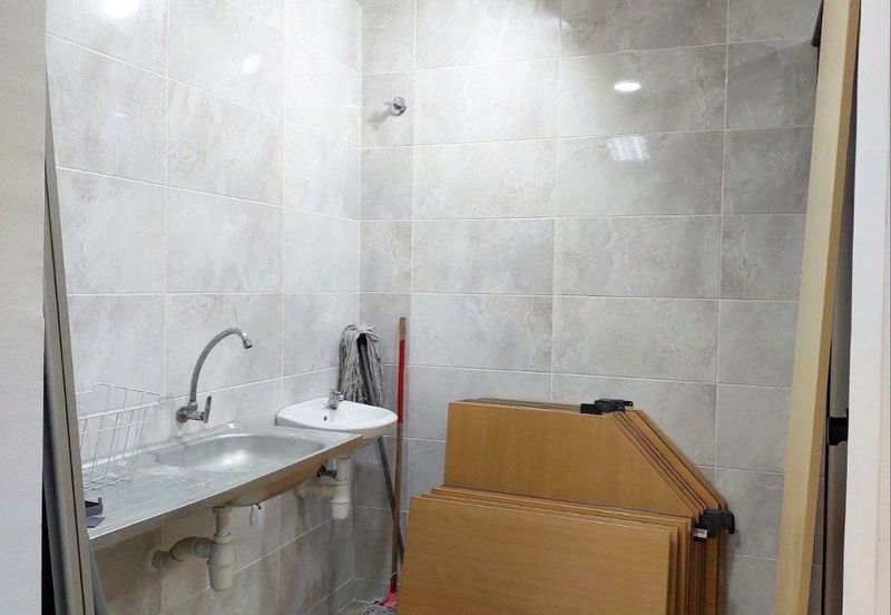 Kenwingston Square Garden Business Centre 