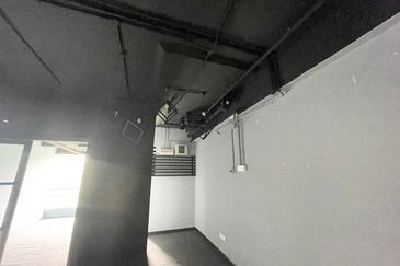 Ostia Bangi Business Avenue