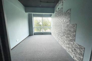 Ostia Bangi Business Avenue