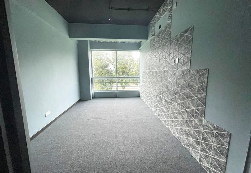 Ostia Bangi Business Avenue