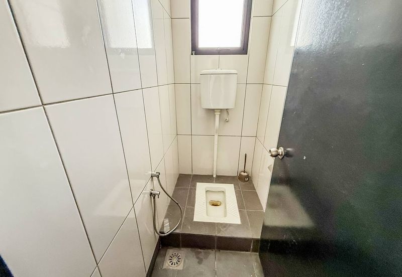 Ecohill Walk Mall, Setia Ecohill