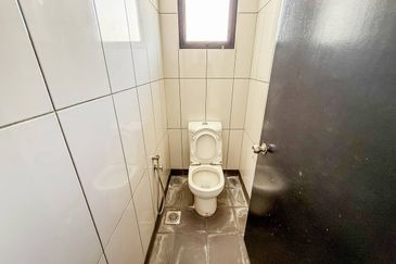 Ecohill Walk Mall, Setia Ecohill