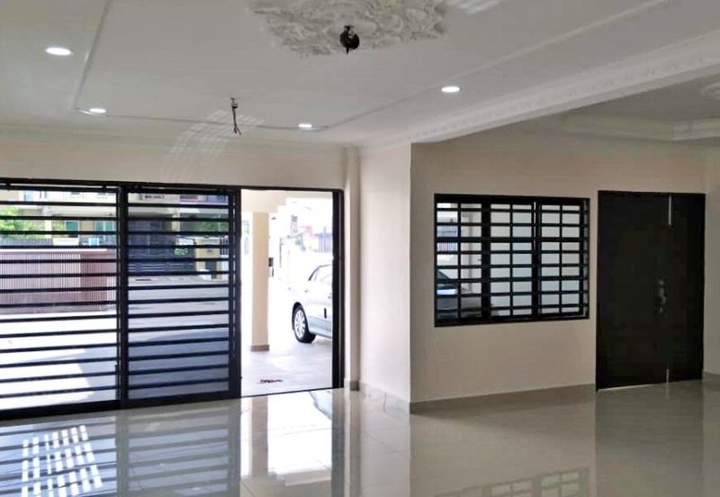 JALAN TUN PERAK (CONNOLLY)