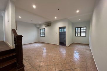 MERU VALLEY RESORT (GOLFVIEW TERRACE)