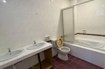 MERU VALLEY RESORT (GOLFVIEW TERRACE)