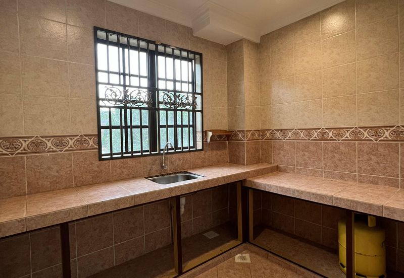 MERU VALLEY RESORT (GOLFVIEW TERRACE)