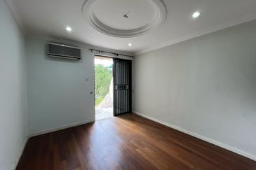 MERU VALLEY RESORT (GOLFVIEW TERRACE)