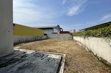 JALAN TUN PERAK (CONNOLLY)