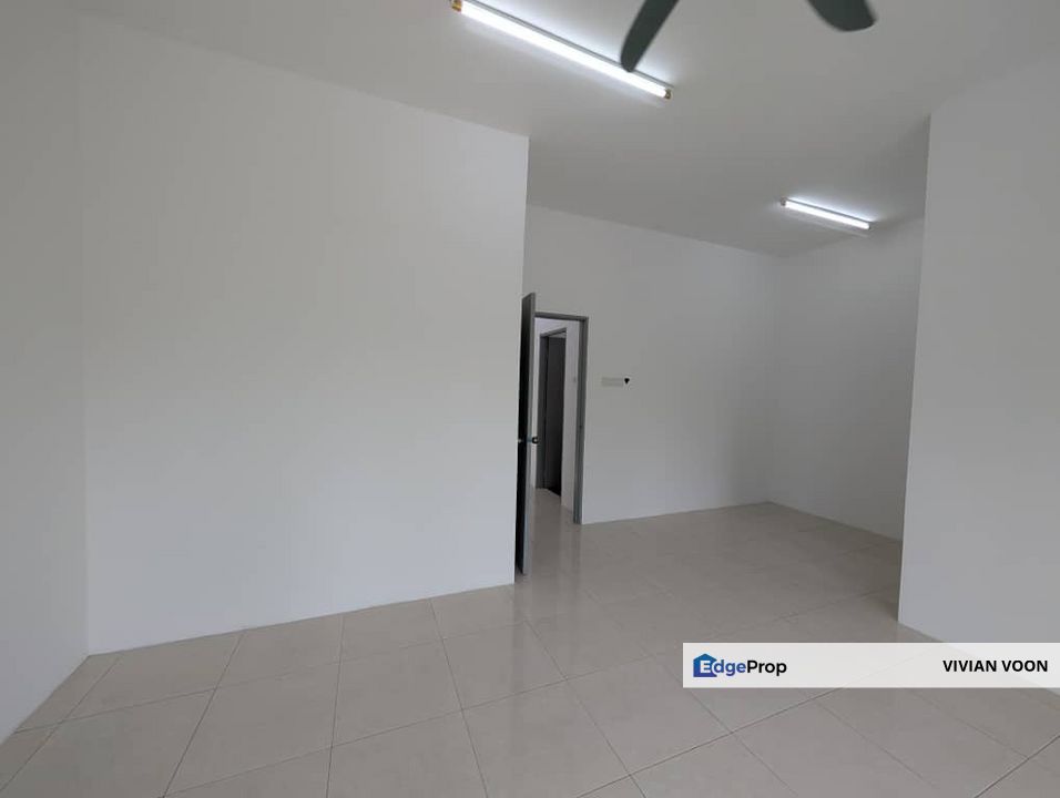 IPOH MERU FREEHOLD Double Storey Gated with Facility & Swimming Pool, Perak, Ipoh