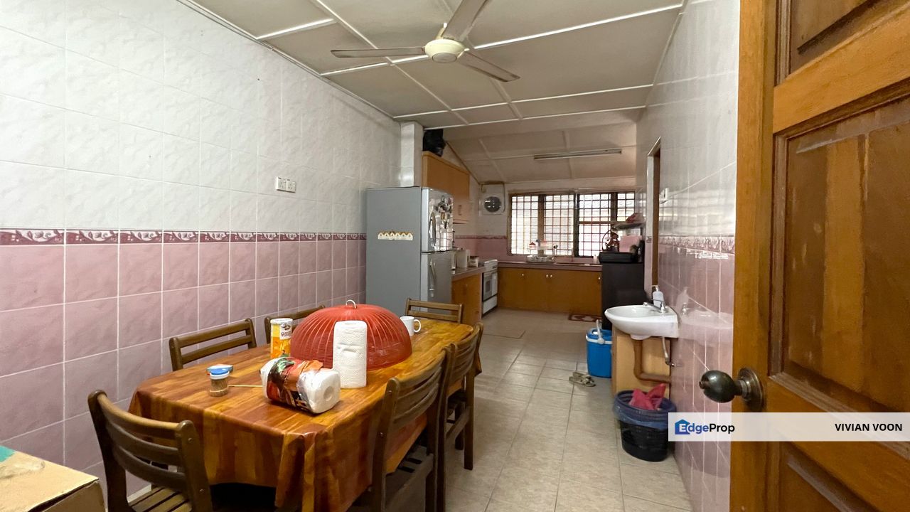 LANDED DOUBLE STOREY Taman Ipoh Jaya Gunung Rapat near Politeknik, Perak, Ipoh