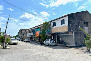 Pengkalan Station 18