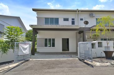 TAMAN MERU DESA PARK