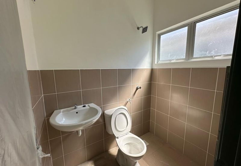 JALAN TAMBUN - TANJUNG RAMBUTAN (BATU 8)