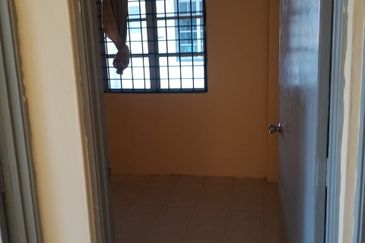 Kings Heights Apartment