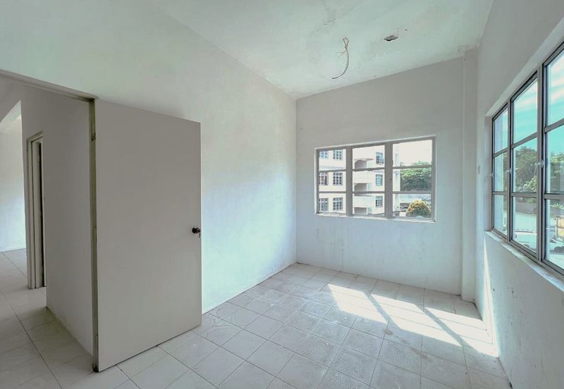 King's Height Apartment