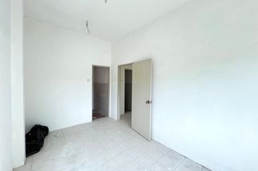 King's Height Apartment