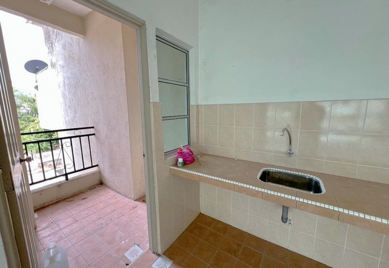 King's Height Apartment