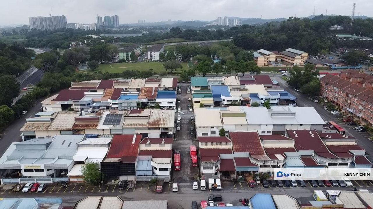 1.5 Terrace Factory, Taman Universiti Indah, Seri Kembangan, 5 Adjoining Unit, Can Sell Separately, Selangor, Seri Kembangan