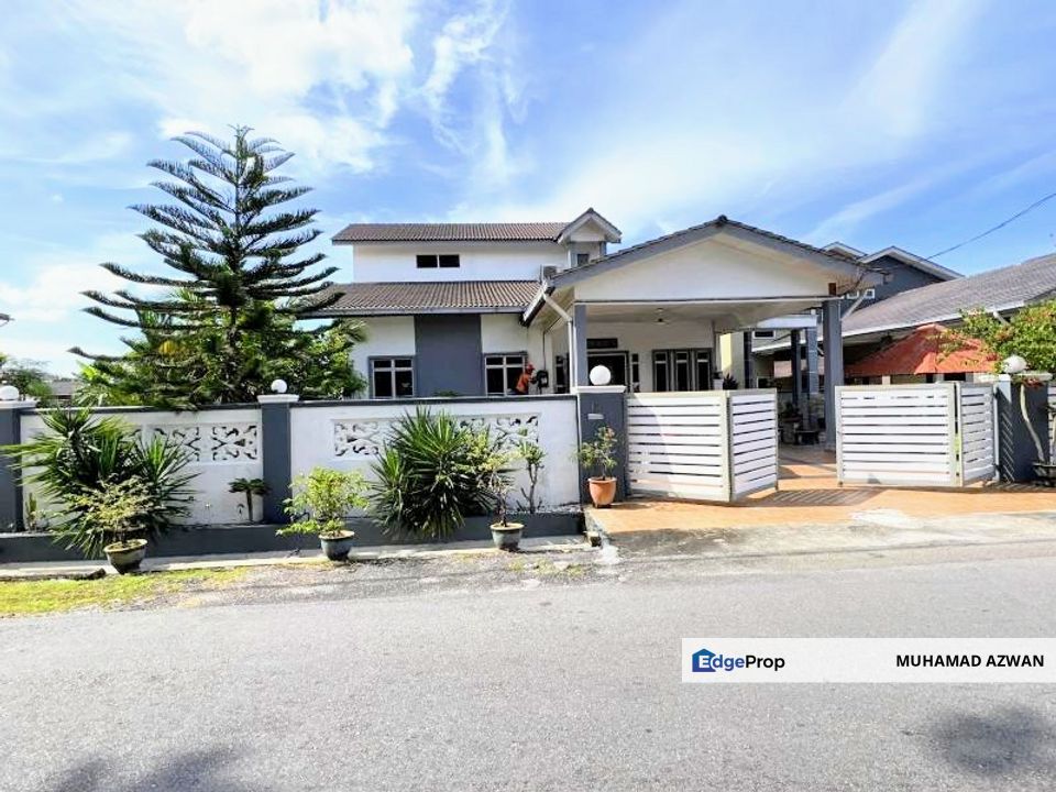 1. 5 Storey Bungalow in Kampung Raja Uda Klang for Sale RM1,100,000 By