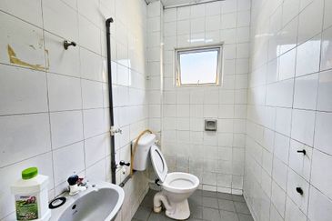 Taman Alam Megah, Seksyen 28