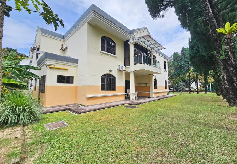 KGSAAS Golf Club, Seksyen 13