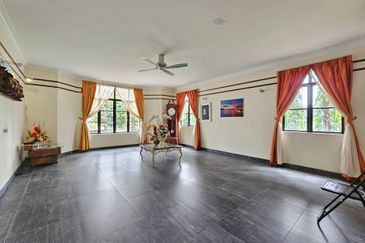 KGSAAS Golf Club, Seksyen 13