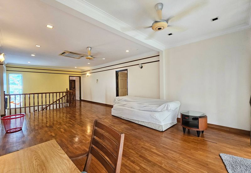 KGSAAS Golf Club, Seksyen 13