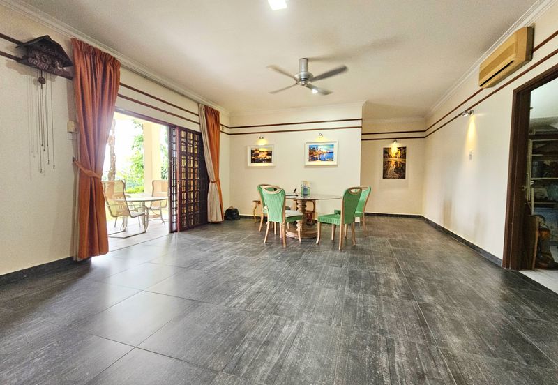 KGSAAS Golf Club, Seksyen 13