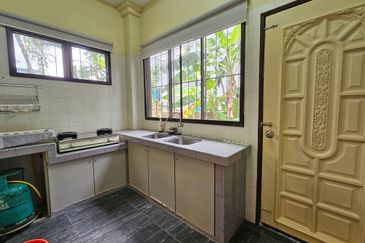 KGSAAS Golf Club, Seksyen 13