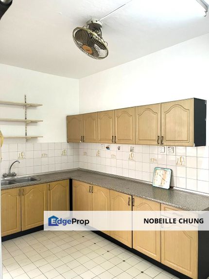 [ 2 Sty House Endlot With 5 ft Land ] 27 X 75 Sft , USj 4 , USJ, Selangor, USJ