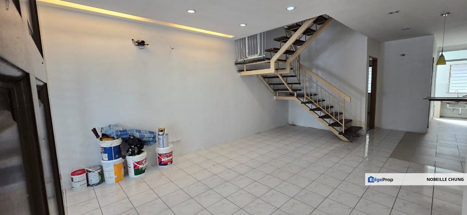 [ Kitchen Fully Extended ] 2 Sty House , PUJ 2 , Puncak Jalil , Seri Kembangan, Selangor, Seri Kembangan
