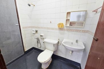 Taman Alam Megah, Seksyen 28