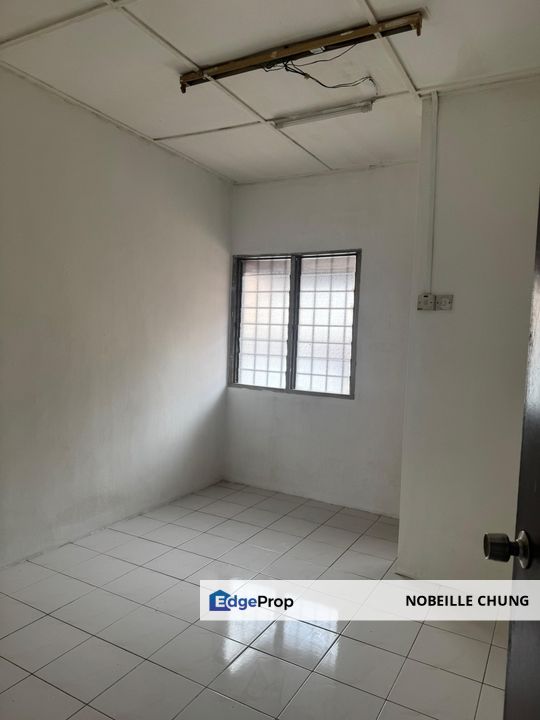 [ Good Condition ] 2 Sty House , Taman Pinggiran Putra , Seri kembangan , Selangor, Seri Kembangan