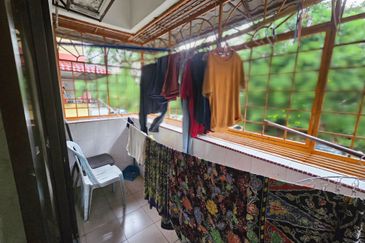 Glen Court, Bandar Sungai Long