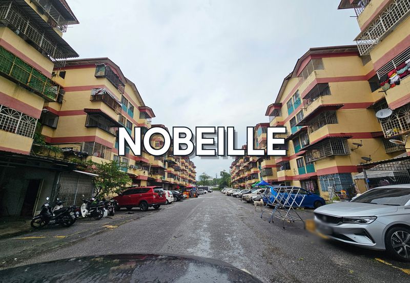 Glen Court, Bandar Sungai Long