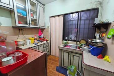 Glen Court, Bandar Sungai Long