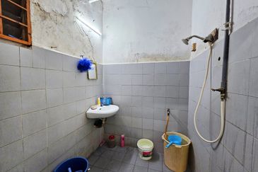 Glen Court, Bandar Sungai Long