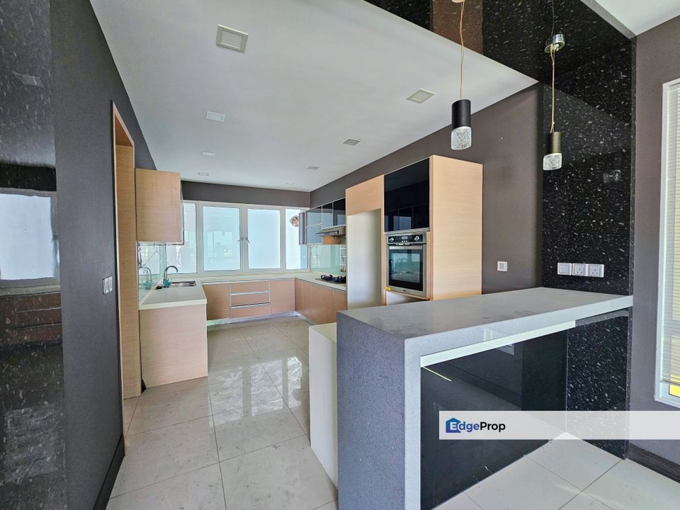 [FULL RENOVATED + LOCK-STOCK-BARREL + MOVE-IN CONDITION] Central Park Batu Lanchang Jelutong, Penang, Jelutong