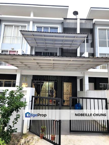 [ Partially Furnished ] 3 Sty House , Bayu Heights 2 , Seri Kembangan, Selangor, Seri Kembangan