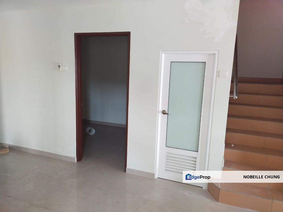 [ Fully Renovated 2 Sty House ] Taman Lestari Putra , Seri Kembangan, Selangor, Seri Kembangan