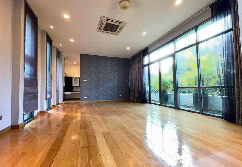 The Residence, Mont Kiara