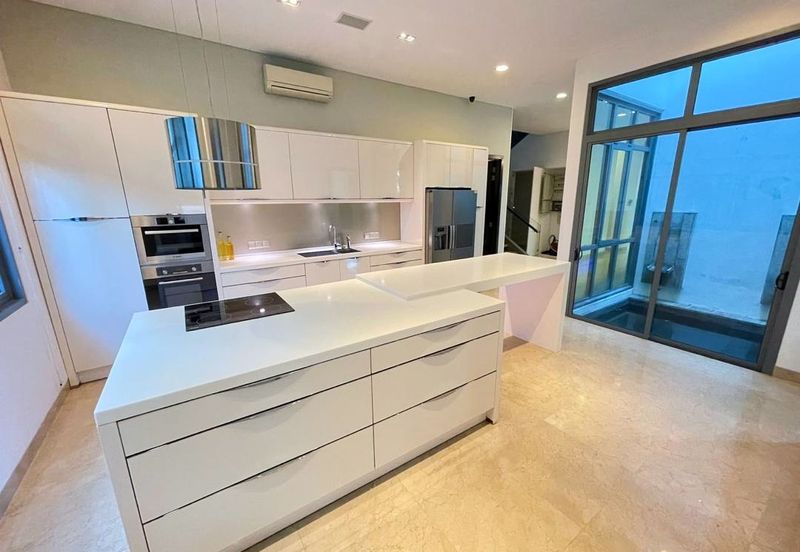 The Residence, Mont Kiara