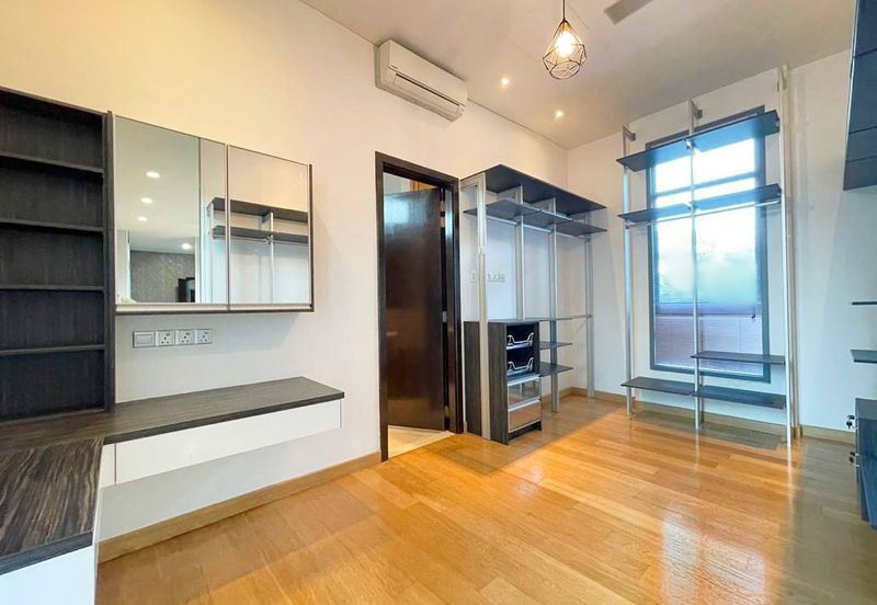 The Residence, Mont Kiara